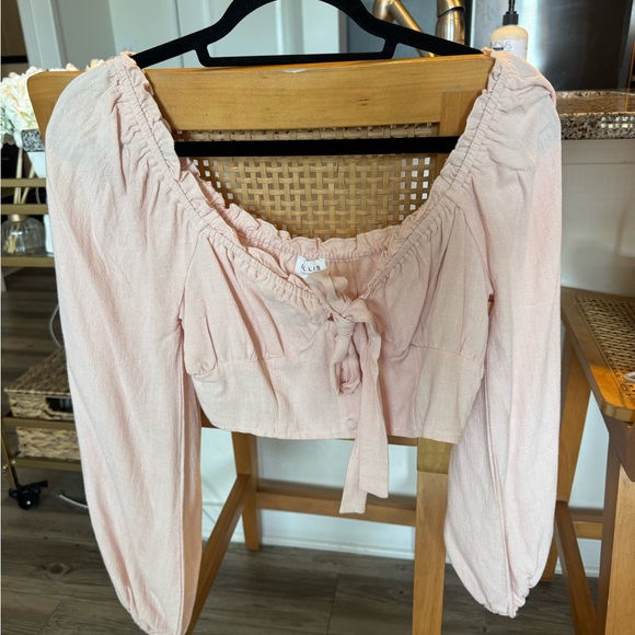 Front tie Front Blouse - Picture 2 of 2